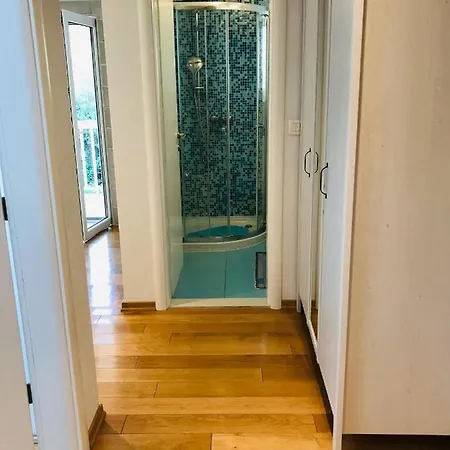 Paola Appartement *